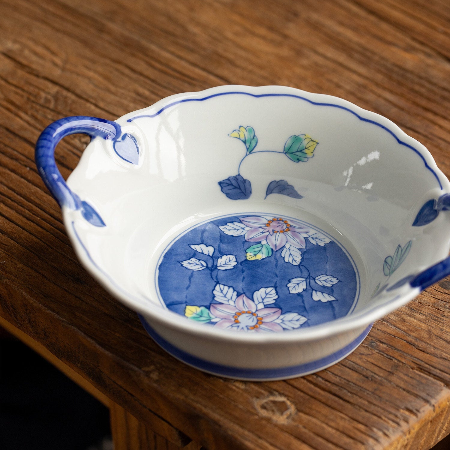 Japanese Arita Ware Ceramic Double-Eared Bowl | Hand-Painted Blue & White Floral Glaze | 16x20x5cm