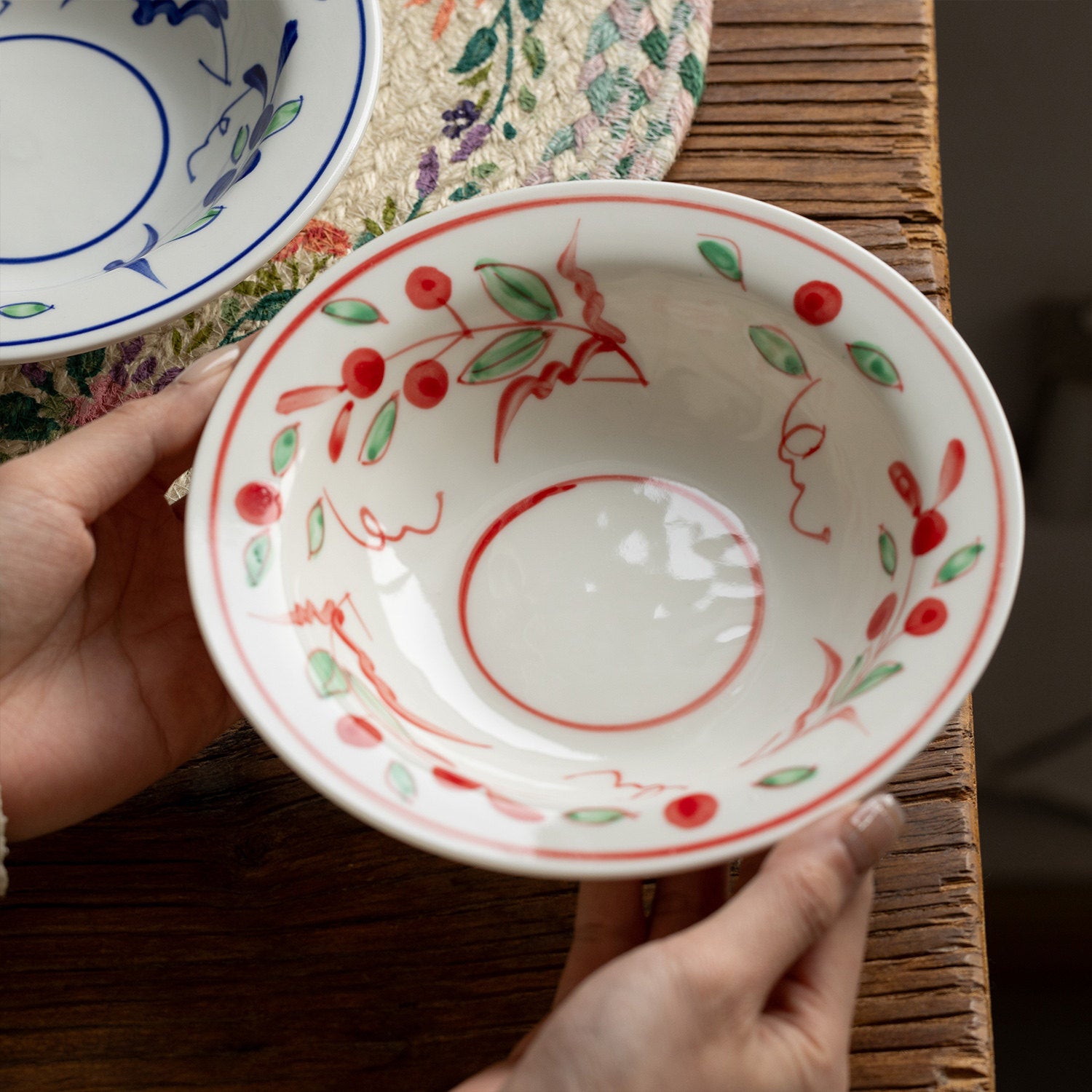 Japanese Ceramic Deep Plate | Hand-Painted Fruit & Floral Pattern | Diameter 18cm Soup Pasta Bowl