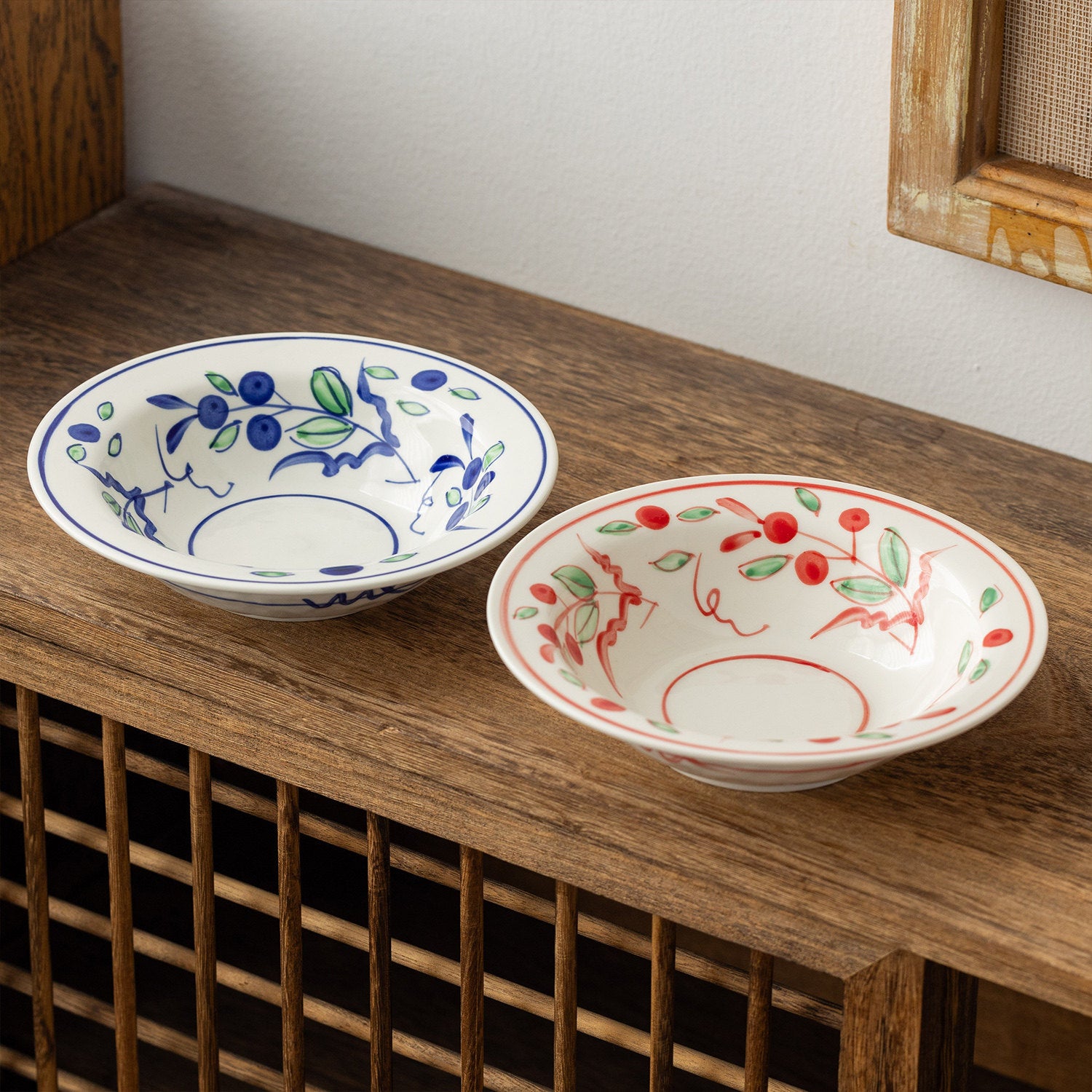 Japanese Ceramic Deep Plate | Hand-Painted Fruit & Floral Pattern | Diameter 18cm Soup Pasta Bowl