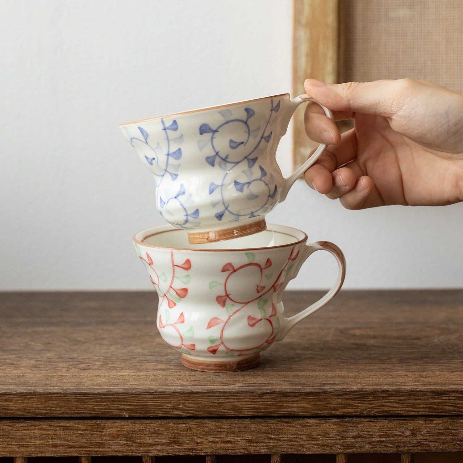 Japanese Mino Ware Ceramic Mug | Hand-Painted Floral Design | 250ml Coffee Tea Cup